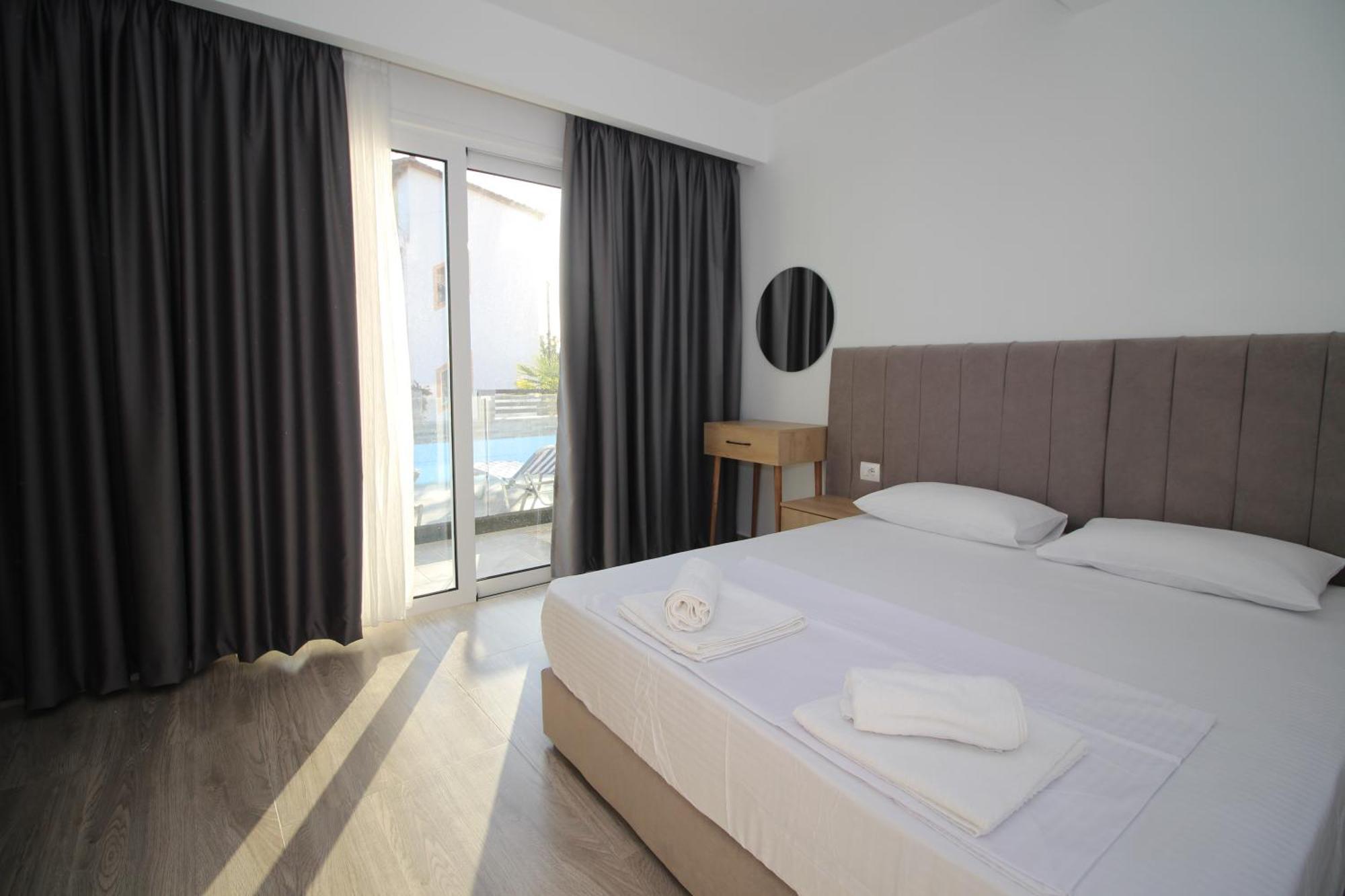 Serenity Apartments Ksamil Exterior foto